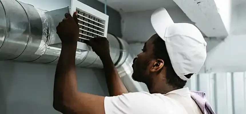 Our Licensed And Insured Cleaners in Raytown, MO